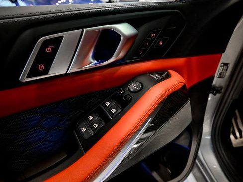 Used 2021 BMW X5 M Competition w/ Competition Package image 18