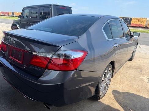 Used 2014 Honda Accord Sport image 14