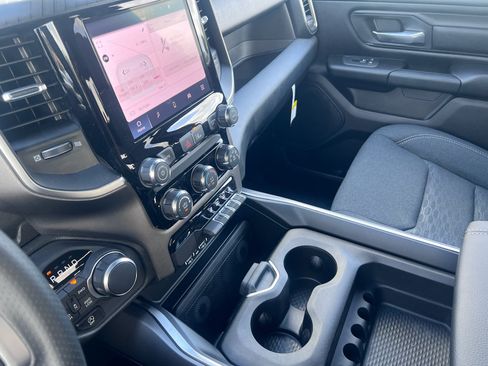 New 2026 RAM 1500 Express AWD/4WD image 28