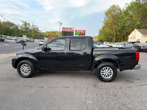 Used 2017 Nissan Frontier SV w/ SV Value Truck Package image 8