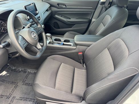 Used 2025 Nissan Altima 2.5 S image 18