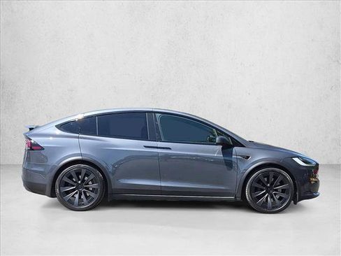 Used 2022 Tesla Model X AWD/4WD image 4