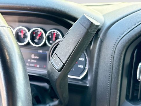 Used 2021 Chevrolet Silverado 1500 LT Trail Boss w/ LPO, Dark Essentials Package AWD/4WD image 21