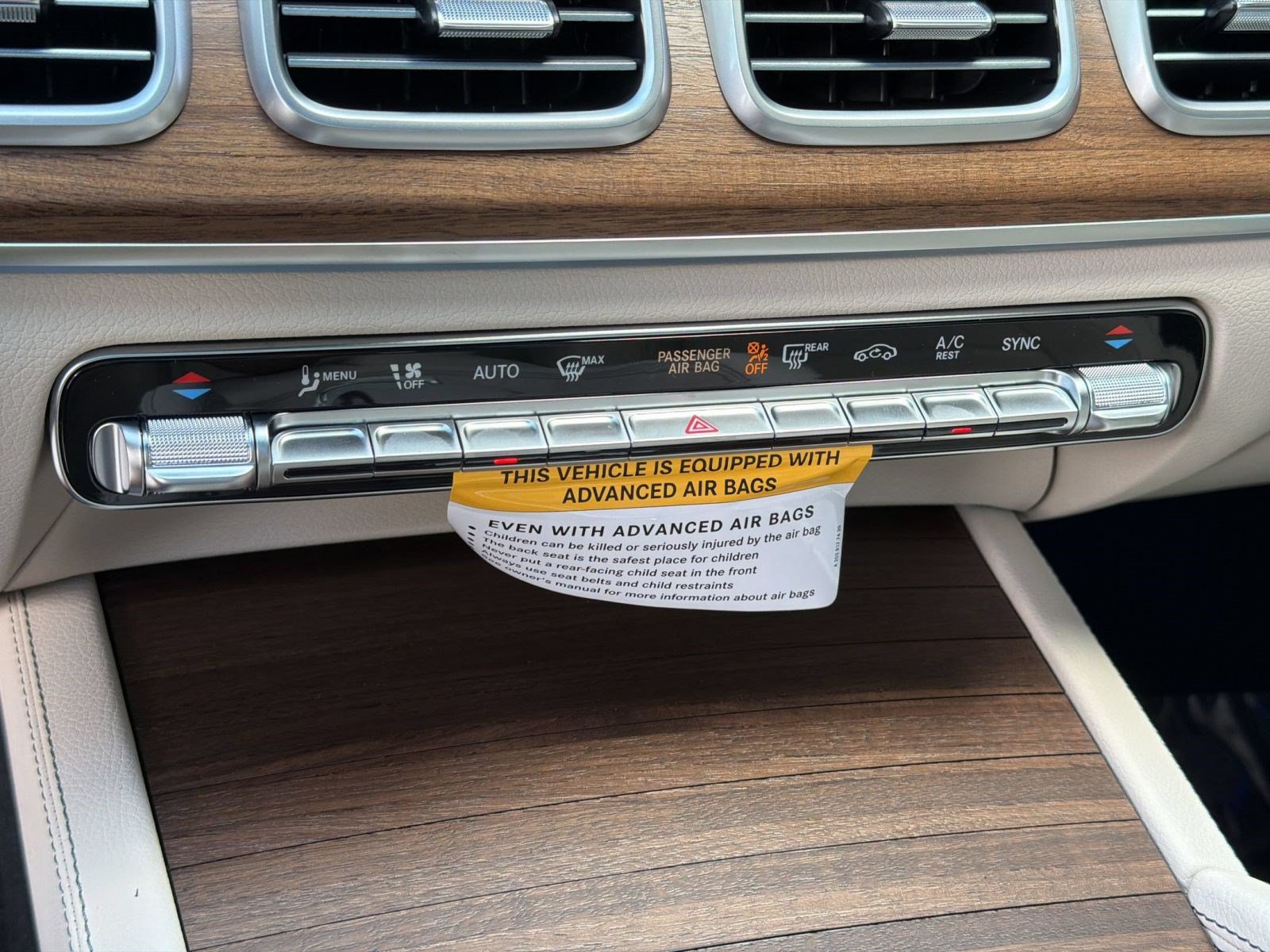 Used 2026 Mercedes-Benz GLE 450 4MATIC image 18