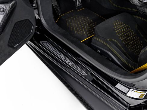 Used 2018 Lamborghini Huracan Performante image 30