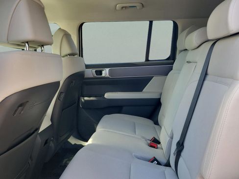 New 2026 Hyundai Santa Fe SE FWD image 10