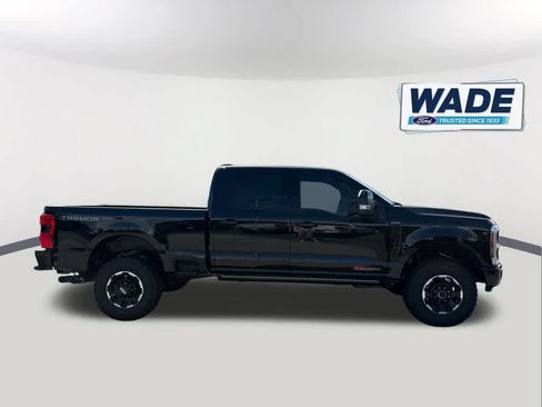 New 2026 Ford F250 Platinum w/ Tremor Off-Road Package AWD/4WD image 4