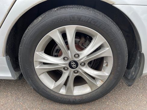 Used 2012 Hyundai Sonata Limited image 24