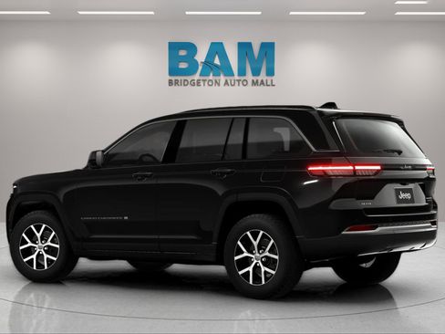 New 2026 Jeep Grand Cherokee Limited AWD/4WD image 13