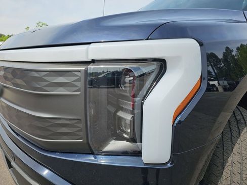 Used 2023 Ford F150 Lightning Lariat AWD/4WD image 35