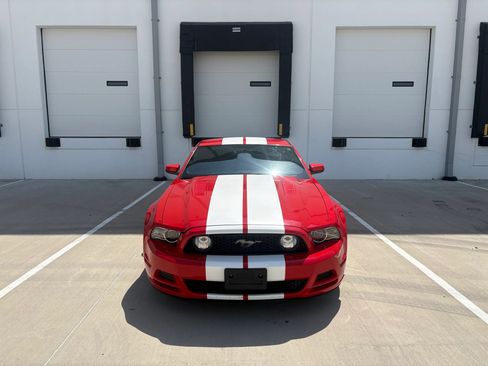 Used 2013 Ford Mustang GT Premium w/ Comfort Pkg RWD image 8