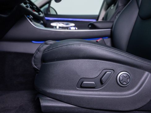 Used 2026 Genesis GV70 2.5T Select image 19