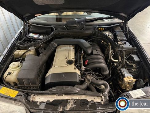 Used 1994 Mercedes-Benz E 320 Convertible image 12