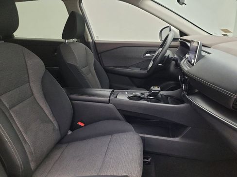 Used 2021 Nissan Rogue SV FWD image 21