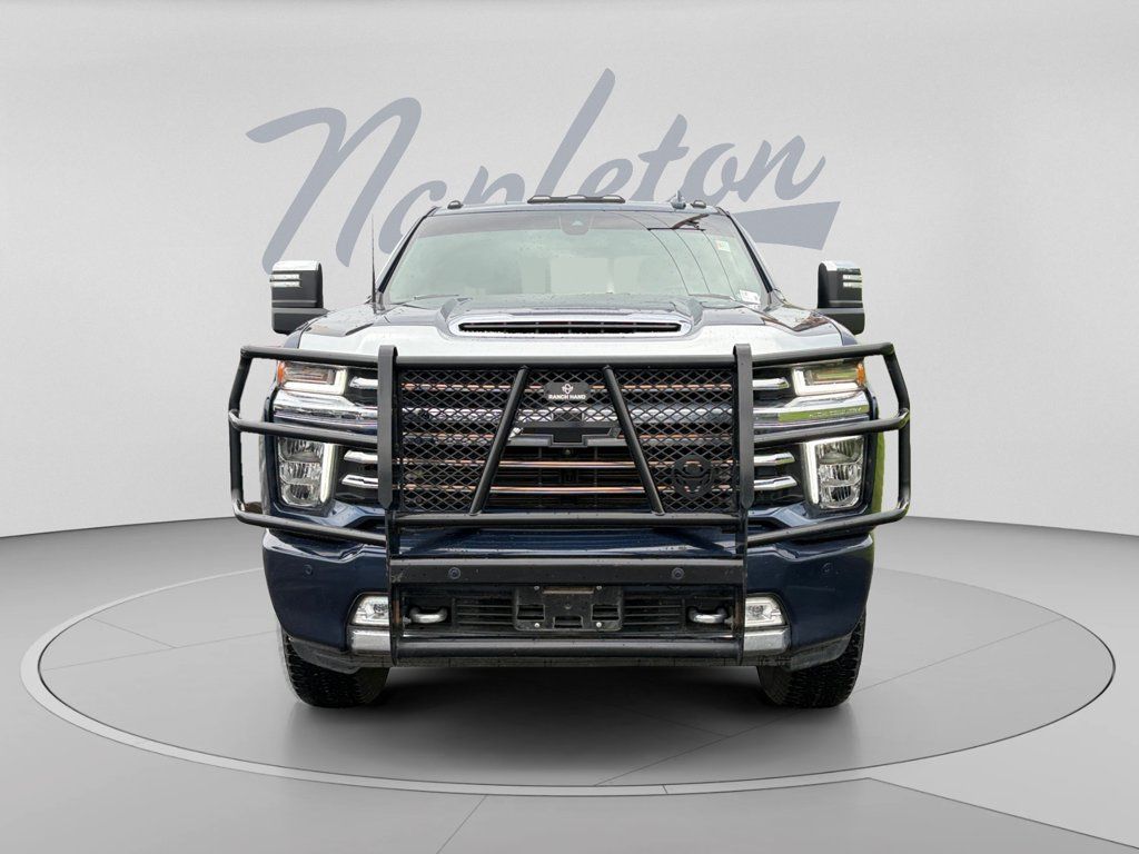 Used 2023 Chevrolet Silverado 2500 High Country w/ Safety Package II AWD/4WD image 2