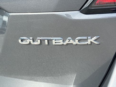Certified 2025 Subaru Outback Premium AWD/4WD image 11