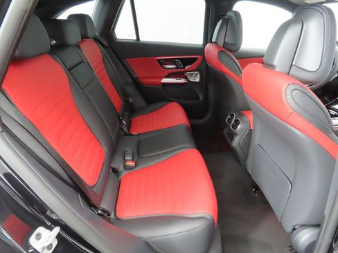 Certified 2025 Mercedes-Benz GLC 300 4MATIC image 22