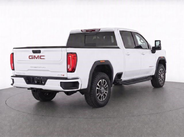 Used 2021 GMC Sierra 2500 AT4 w/ AT4 Preferred Package AWD/4WD image 3