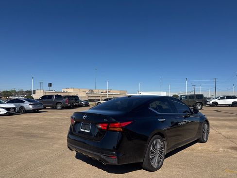 Certified 2023 Nissan Altima 2.5 SL image 24