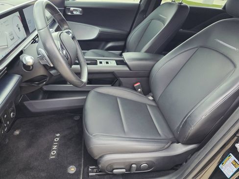 Used 2023 Hyundai Ioniq 6 SEL RWD image 11