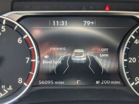 Used 2023 Nissan Rogue SV FWD image 20