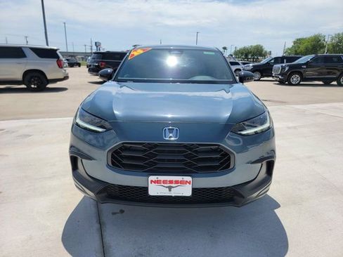 Used 2025 Honda HR-V Sport image 2