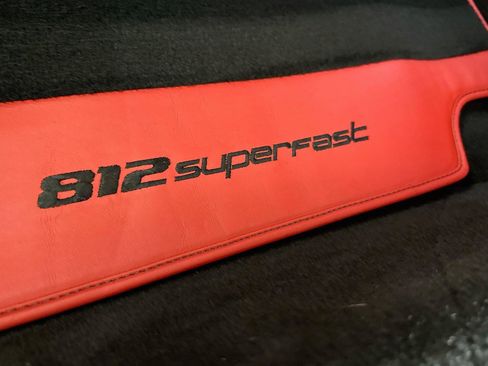 Used 2020 Ferrari 812 Superfast RWD image 34