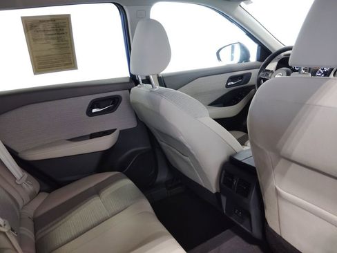 Used 2022 Nissan Rogue SV AWD/4WD image 42