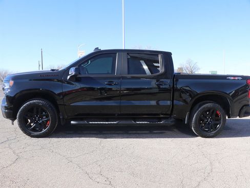 Used 2023 Chevrolet Silverado 1500 RST w/ Redline Edition image 4