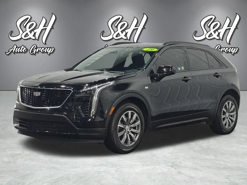 Used 2019 Cadillac XT4 Sport w/ Cold Weather Package FWD image 19