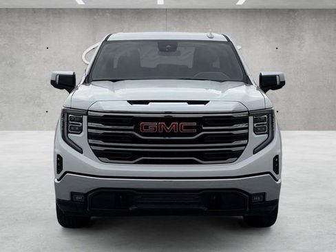 Certified 2024 GMC Sierra 1500 SLT image 18