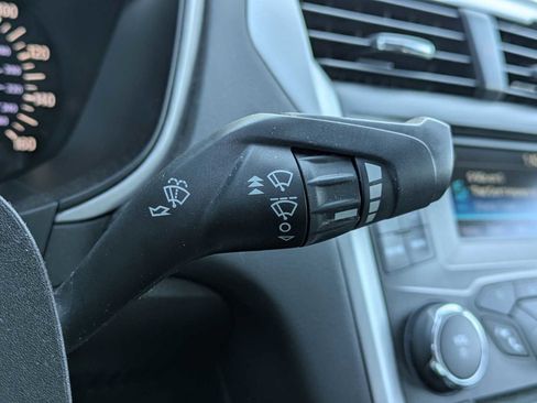 Used 2014 Ford Fusion SE w/ Equipment Group 201A image 21