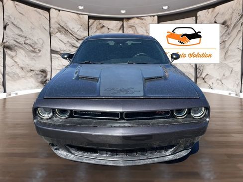 Used 2016 Dodge Challenger R/T RWD image 11