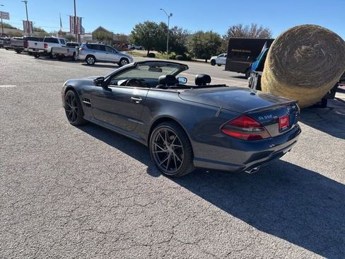 Used 2009 Mercedes-Benz SL 550 image 11