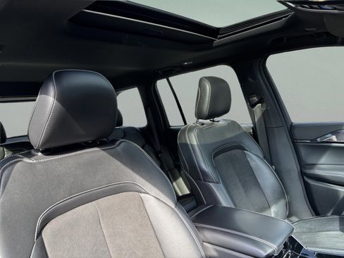 Used 2022 Jeep Grand Cherokee Altitude image 22