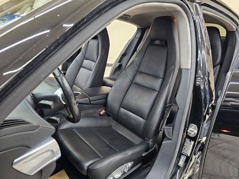 Used 2016 Porsche Panamera image 17