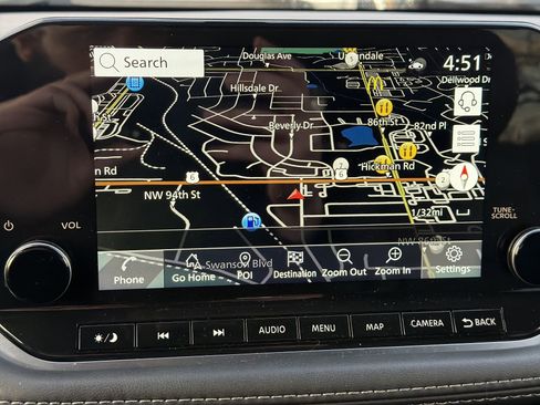 Used 2023 Nissan Rogue SL w/ SL Premium Package image 20