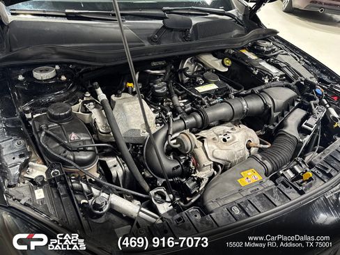 Used 2020 Mercedes-Benz GLA 250 4MATIC w/ Premium Package image 35