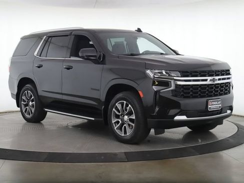 Used 2021 Chevrolet Tahoe LS w/ Max Trailering Package AWD/4WD image 2