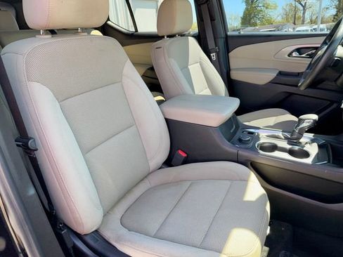 Used 2023 Chevrolet Traverse LS w/ LPO, Cargo Package AWD/4WD image 9
