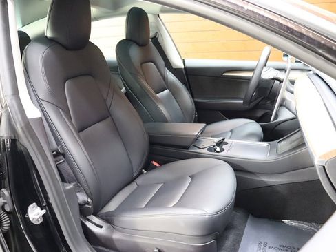 Used 2023 Tesla Model 3 Standard Range image 43