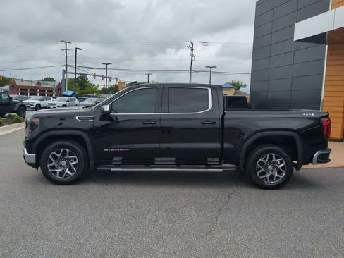 Used 2023 GMC Sierra 1500 SLE AWD/4WD image 7