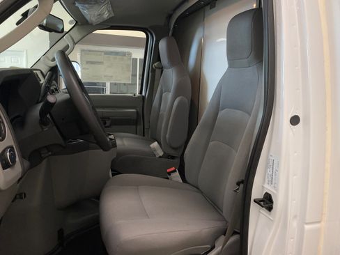 New 2026 Ford E-450 and Econoline 450 Super Duty w/ Power Equipment Group image 15