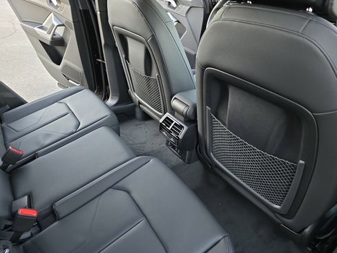 New 2025 Audi Q3 2.0T Premium image 11