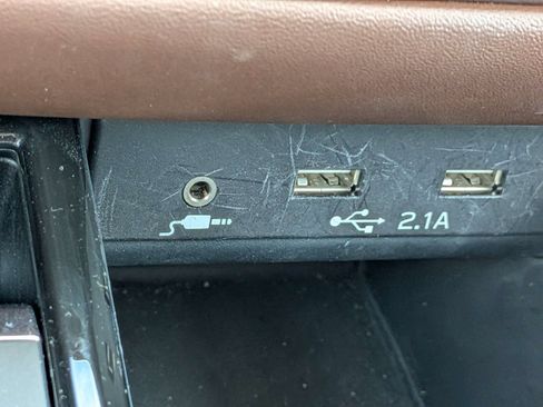 Used 2022 Subaru Outback Touring w/ Popular Package #2 AWD/4WD image 23