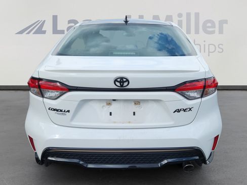 Used 2021 Toyota Corolla SE image 6