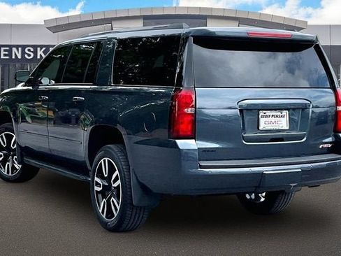 Used 2020 Chevrolet Suburban Premier AWD/4WD image 12