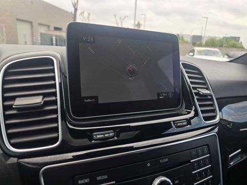 Used 2018 Mercedes-Benz GLE 350 4MATIC image 28