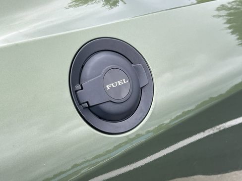 Used 2021 Dodge Challenger SXT w/ Blacktop Package image 29