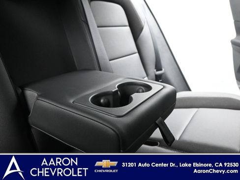 New 2025 Chevrolet Equinox EV RS image 19